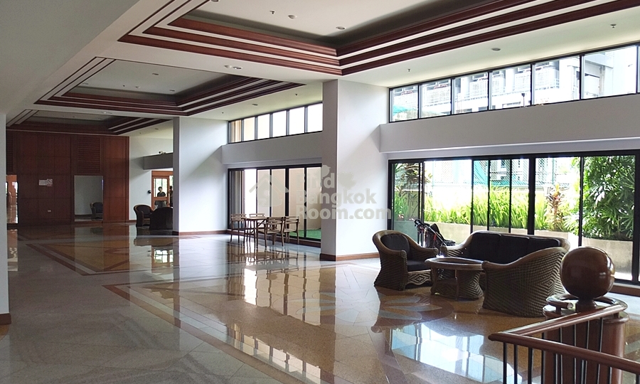 GP Grande Tower Findbangkokroom